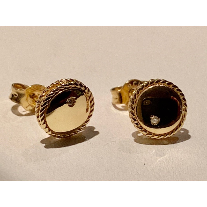 14K Disc Diamond Earring