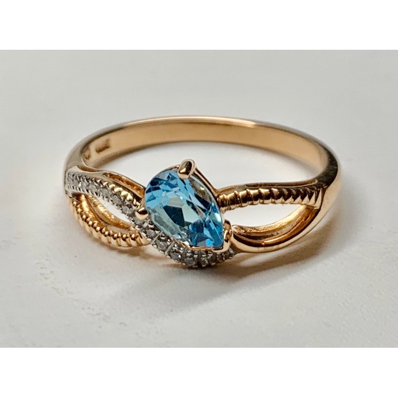 14K Rose Gold Blue Topaz & Diamond Ring