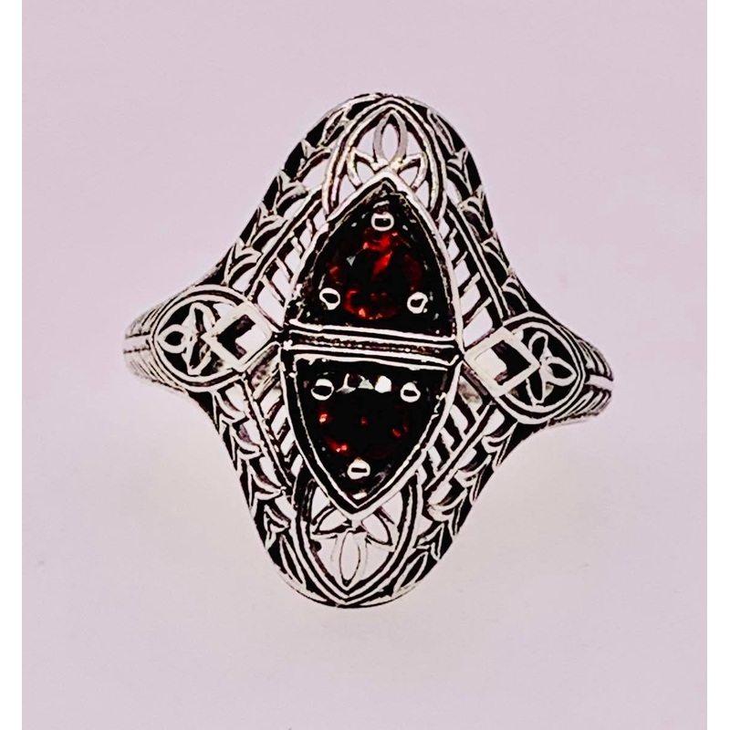 Sterling Siver Garnet Filigree Ring