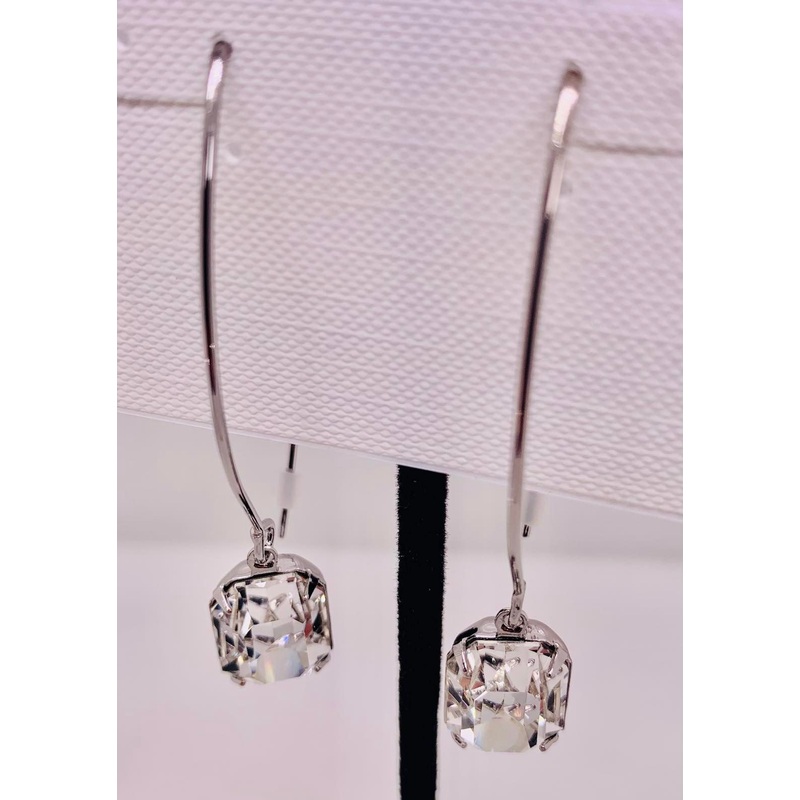 Emmy Dangle Earring