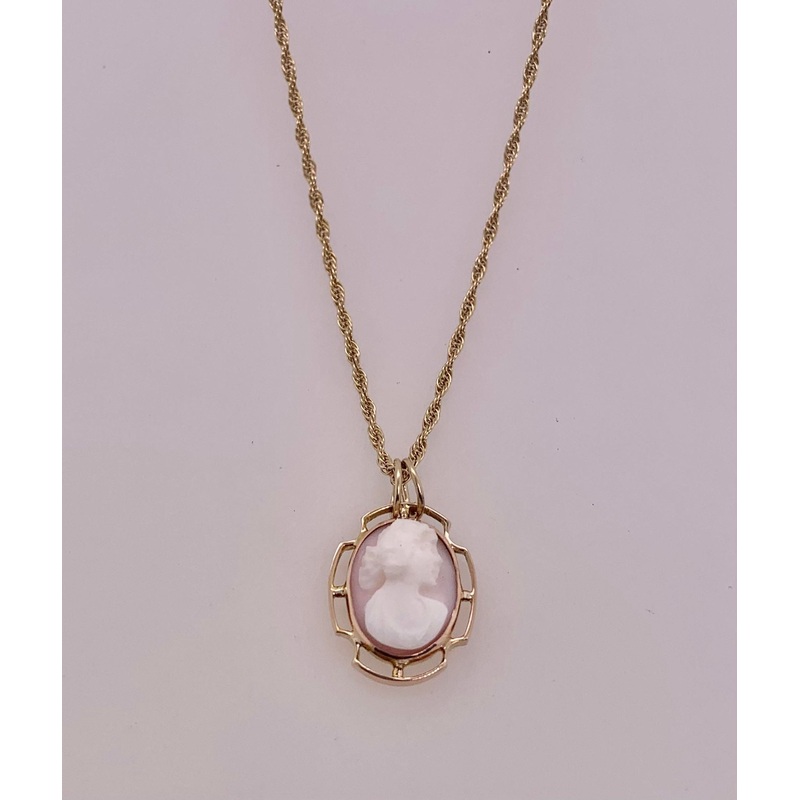 Estate Cameo Pendant