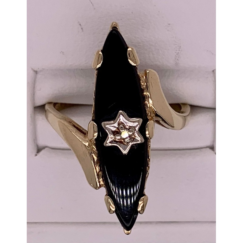 Estate 10K Black Onyx Ring