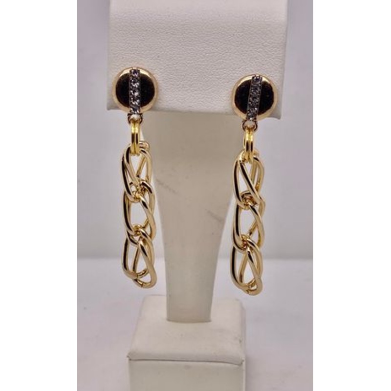 Fashion Earrings.