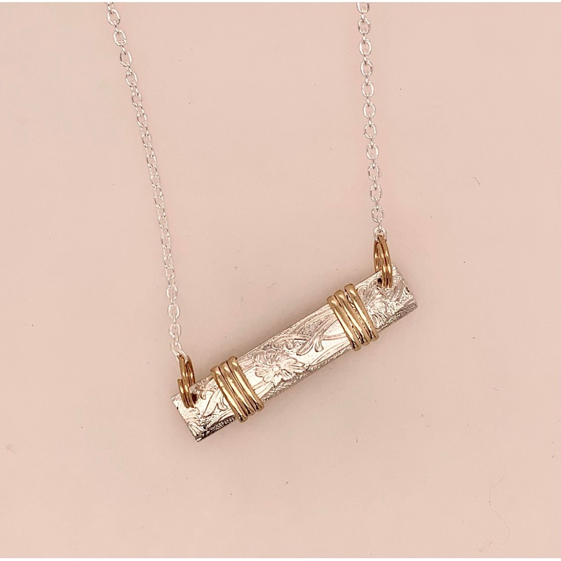 Jubilee Bar Necklace