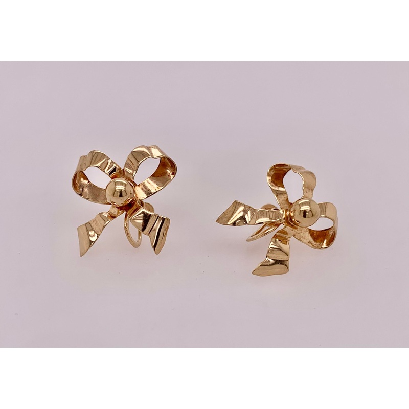 Estate Screw Back Earrings