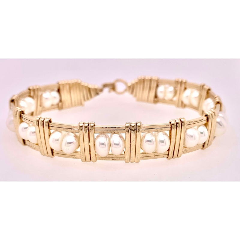 Gold-filled bangle bracelet