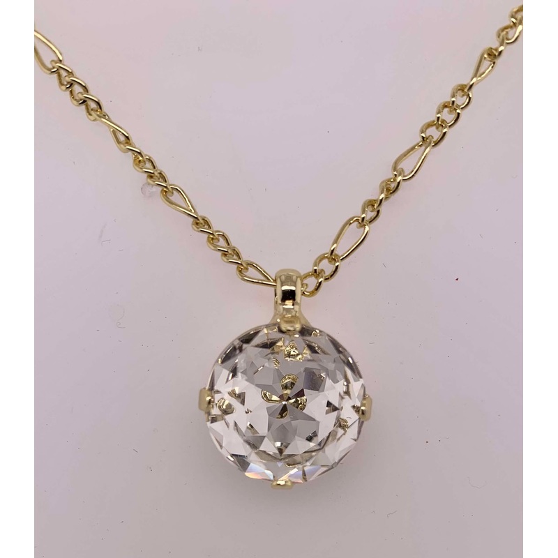 Kelly Pendant Necklace