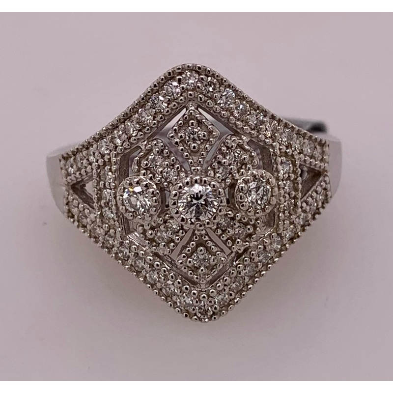 10K Antique Style Diamond Ring