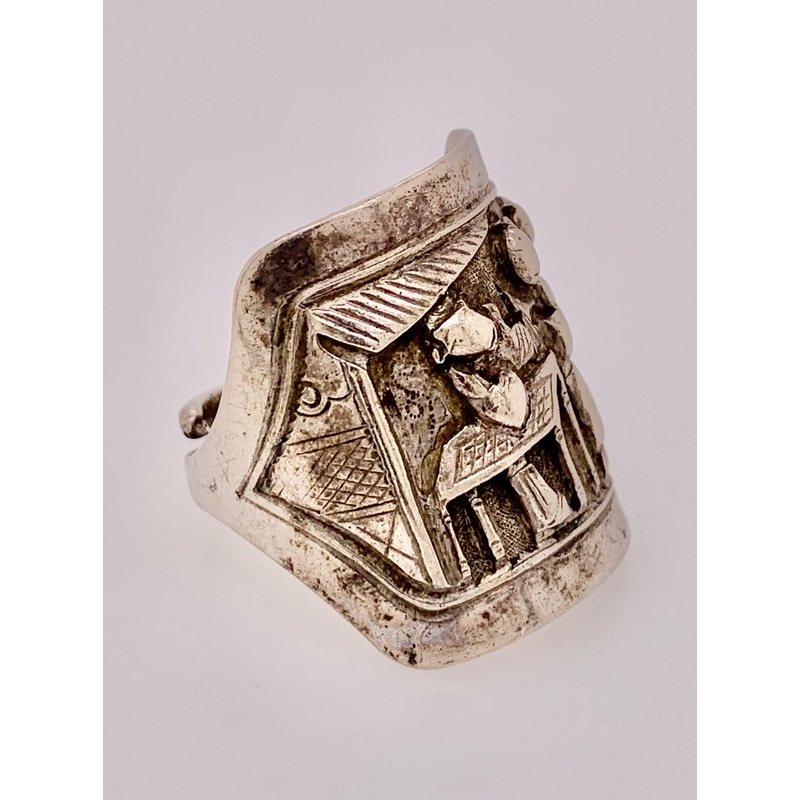 Estate Sterling Chinese Opera Ring