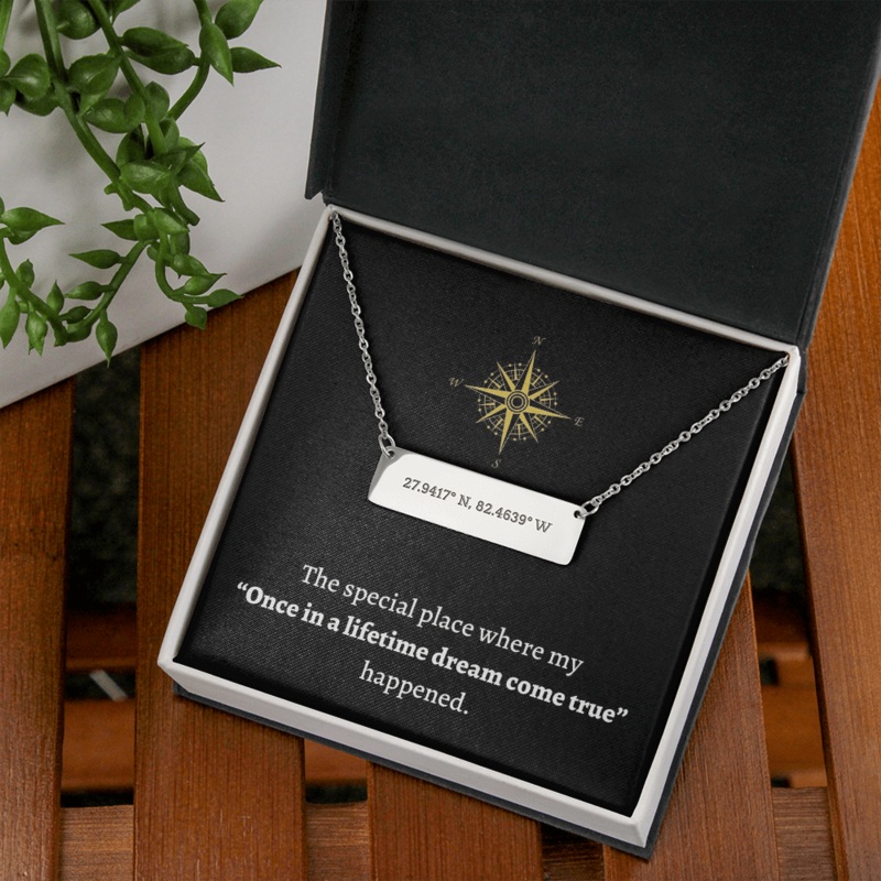 Coordinates Horizontal Dainty Bar Necklace – SS56