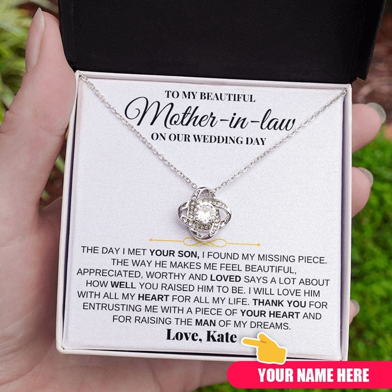 Mother-In-Law – Love Knot Personalized Gift Set – SS211