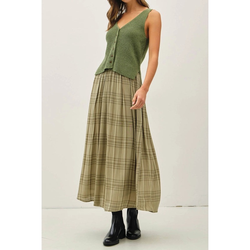 Seasons Change Plaid Skirt in Spruce