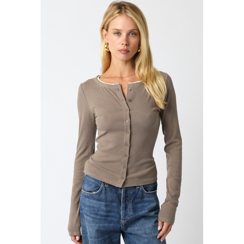 Saige Button Top in Truffle Cream