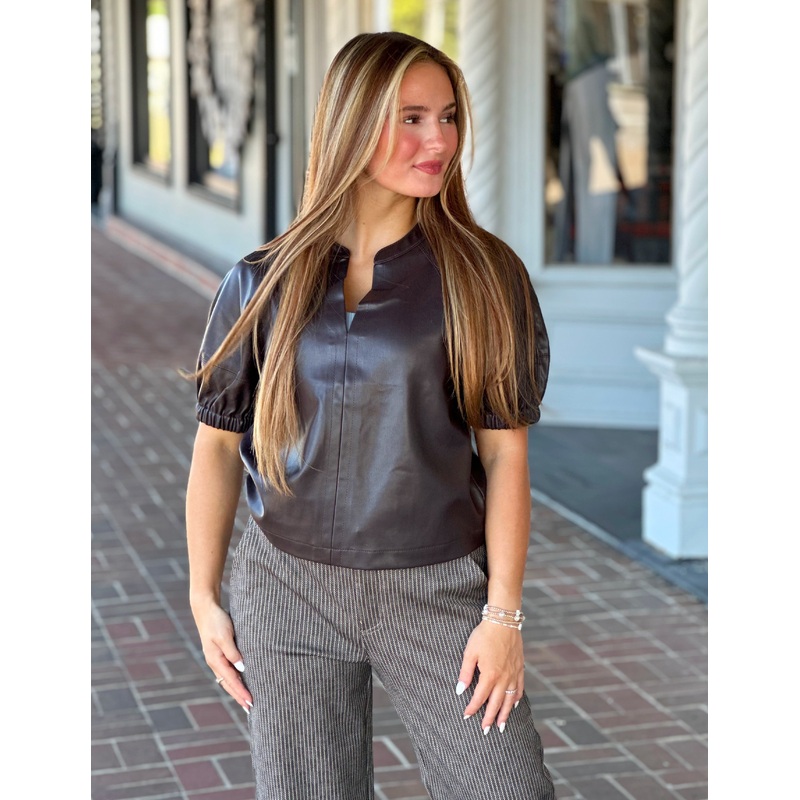 Steve Madden Roxanne Top in Fossil Brown