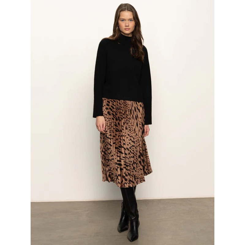 Sanctuary Nostalgia Pleated Midi Skirt in Mocha Leo
