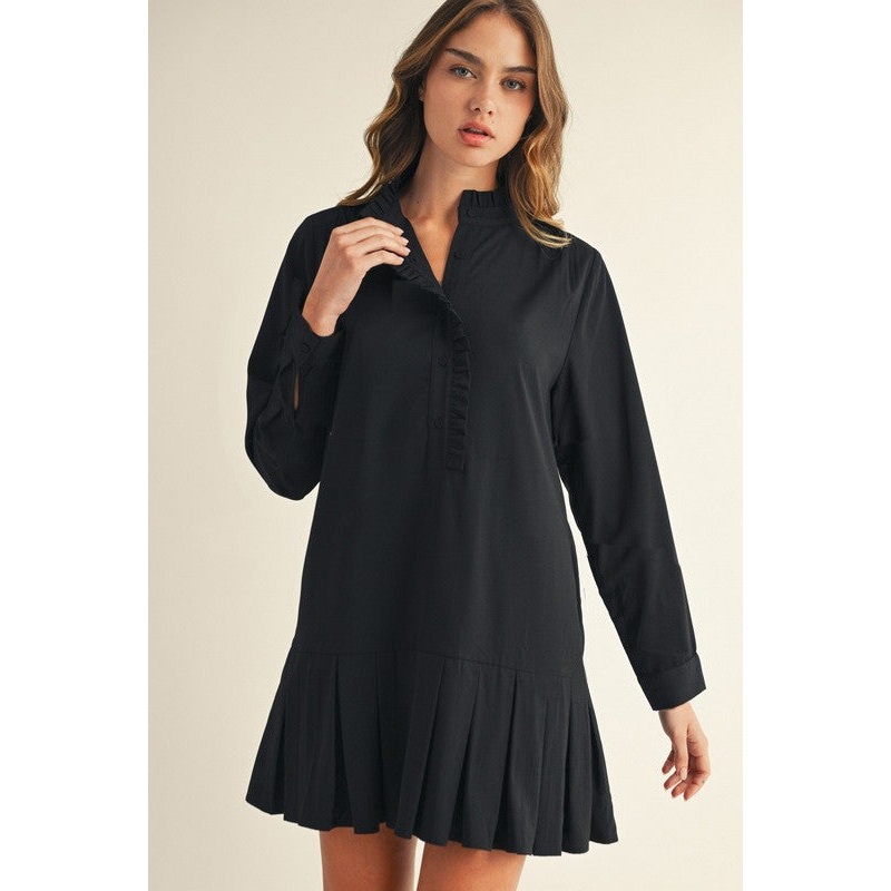 Pleated Hem Solid Shift Dress in Black