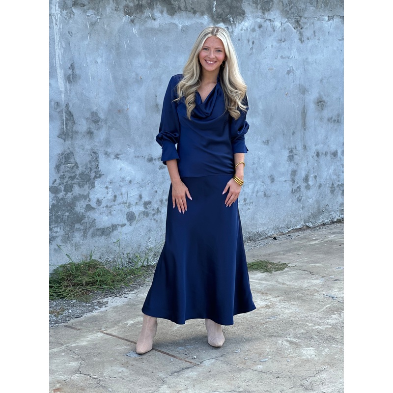 Tyler Boe Edie Charmeuse Skirt in Mid Navy